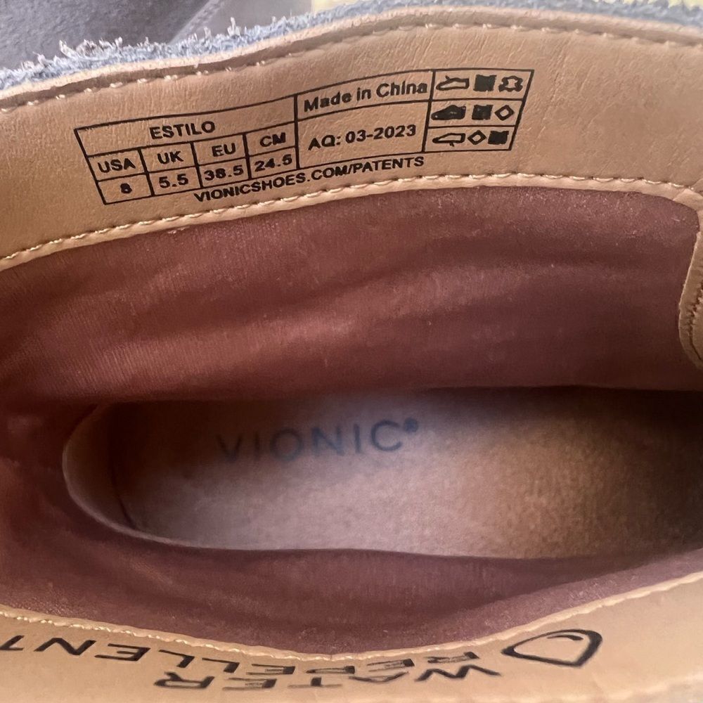 Vionic, Estilo Boot size 8 Women’s - Picture 7 of 7